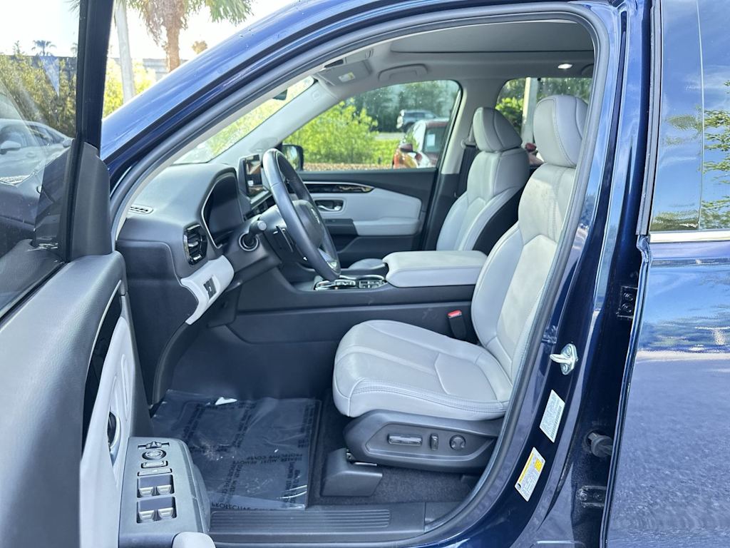Thumbnail: 2025 Honda Pilot - 9