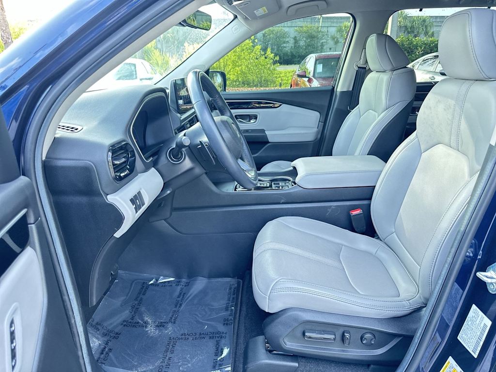 Thumbnail: 2025 Honda Pilot - 10