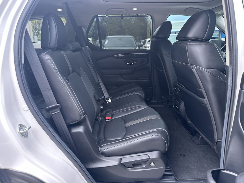 Thumbnail: 2025 Honda Pilot - 21