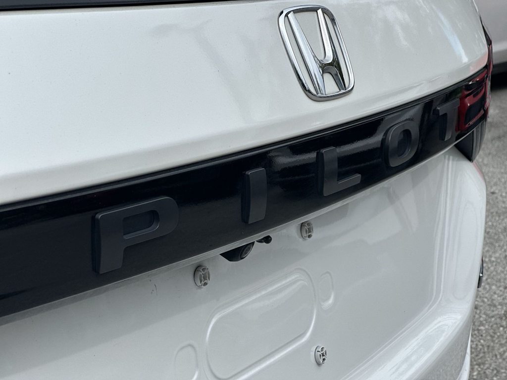 Thumbnail: 2025 Honda Pilot - 19