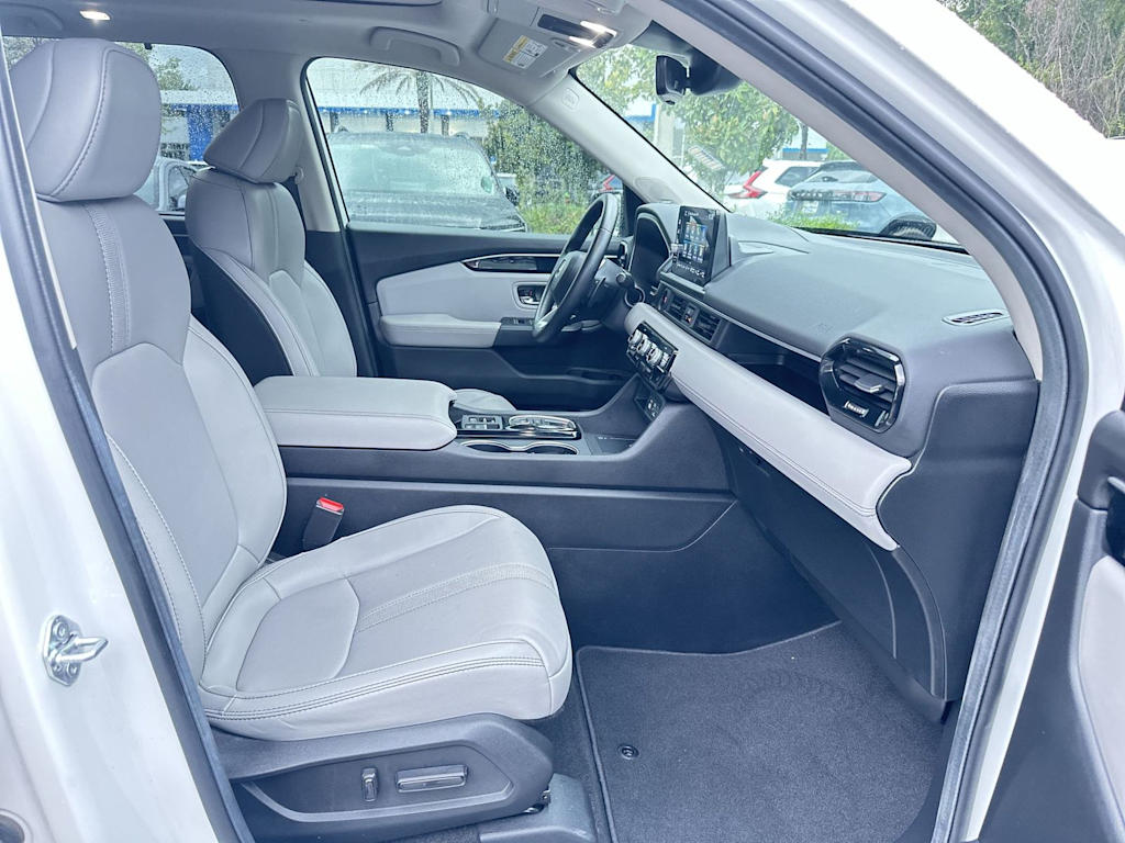Thumbnail: 2025 Honda Pilot - 21
