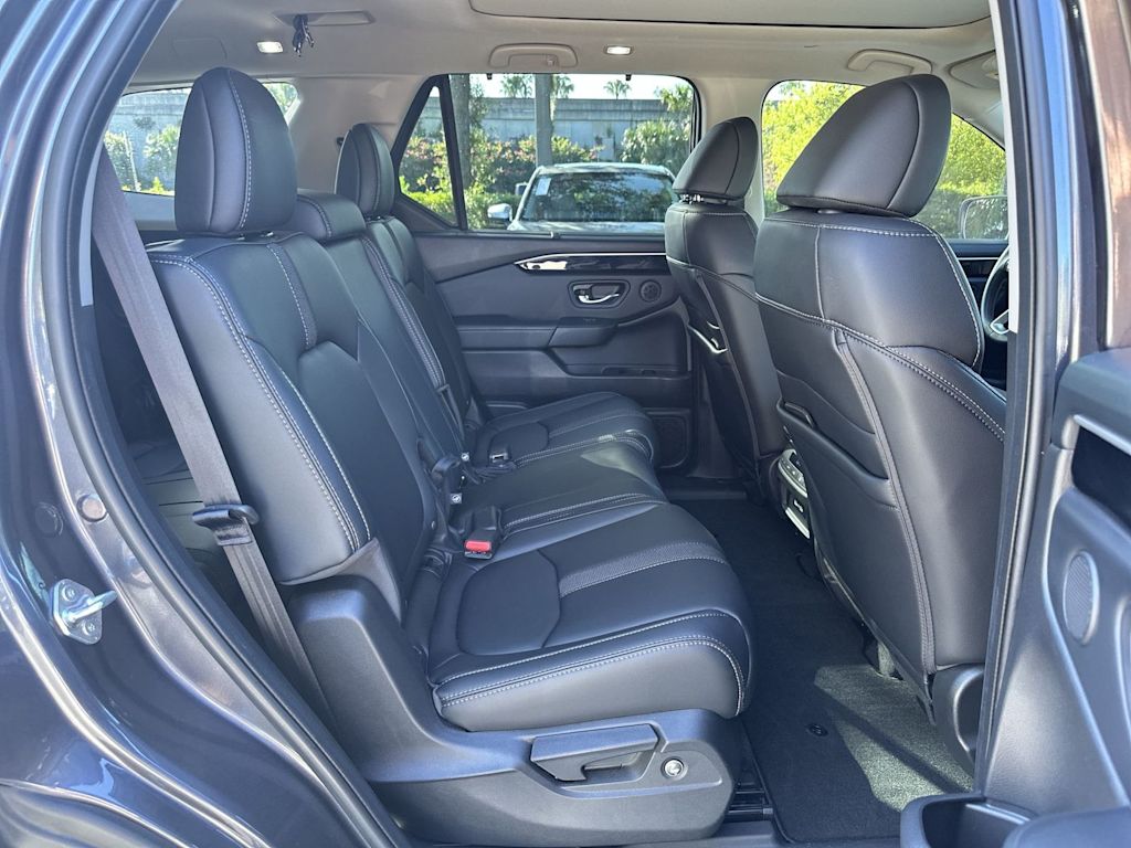 Thumbnail: 2023 Honda Pilot - 20