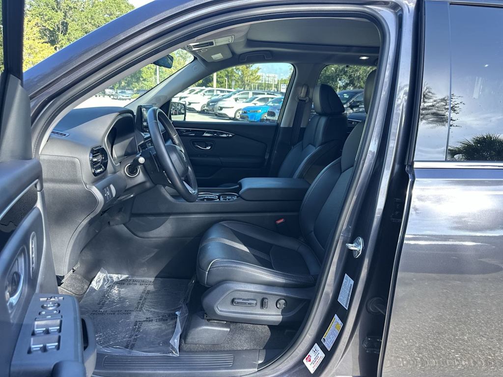 Thumbnail: 2023 Honda Pilot - 7