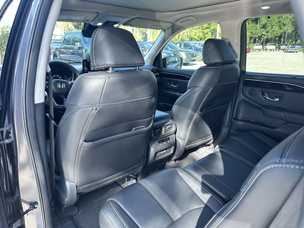 Thumbnail: 2023 Honda Pilot - 9