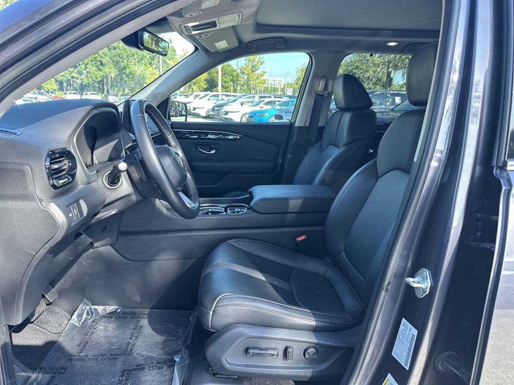 Thumbnail: 2023 Honda Pilot - 8