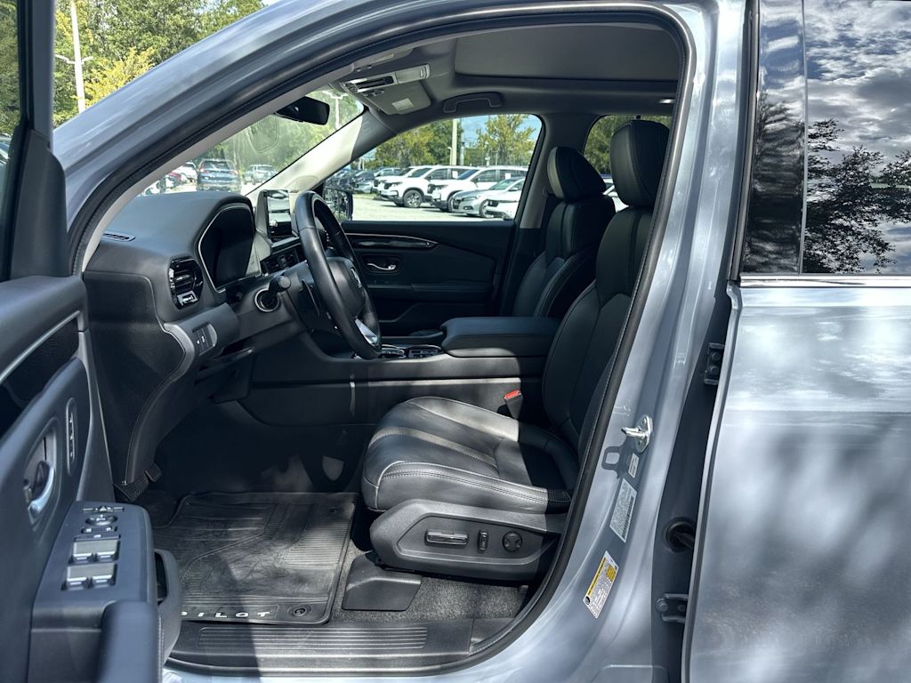 Thumbnail: 2024 Honda Pilot - 9