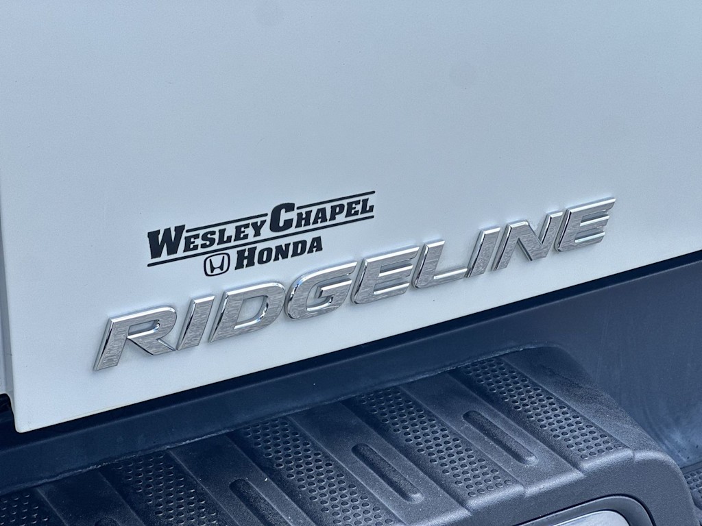 Thumbnail: 2017 Honda Ridgeline - 19