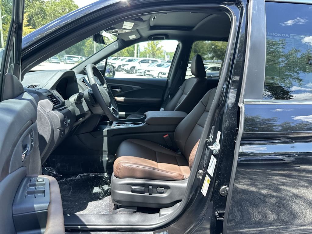 Thumbnail: 2026 Honda Ridgeline - 10