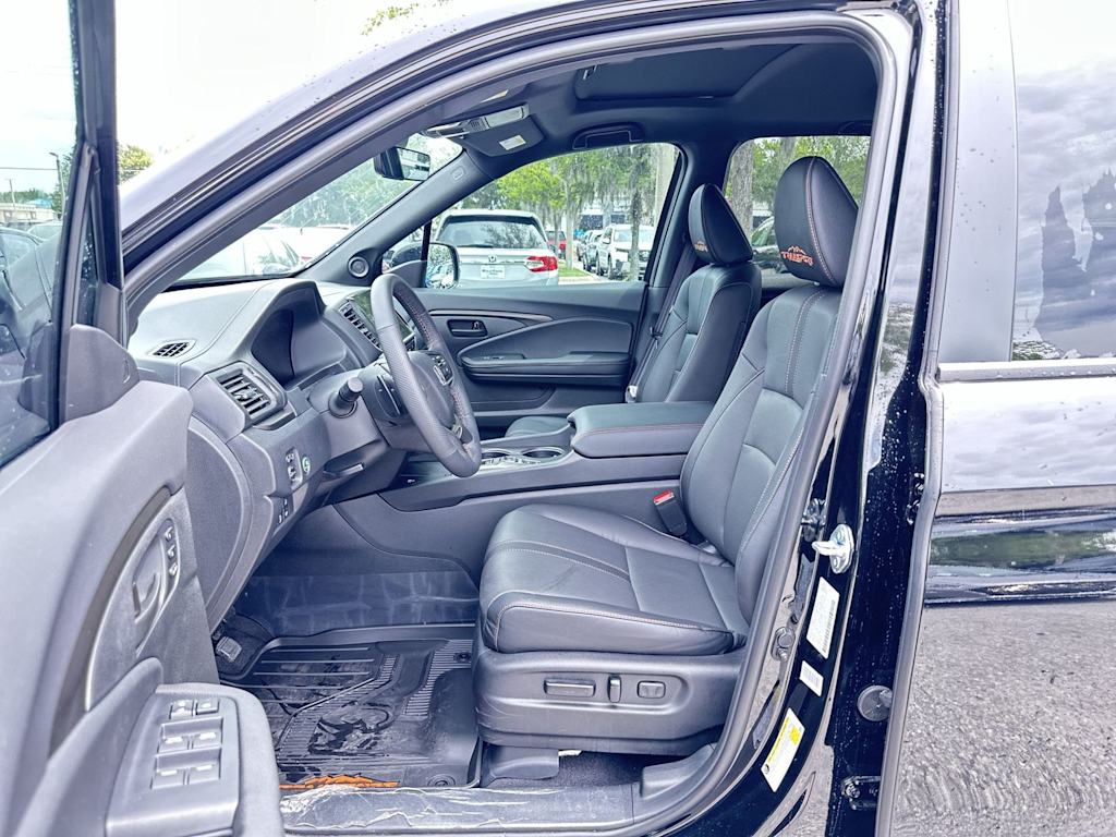 Thumbnail: 2026 Honda Ridgeline - 10