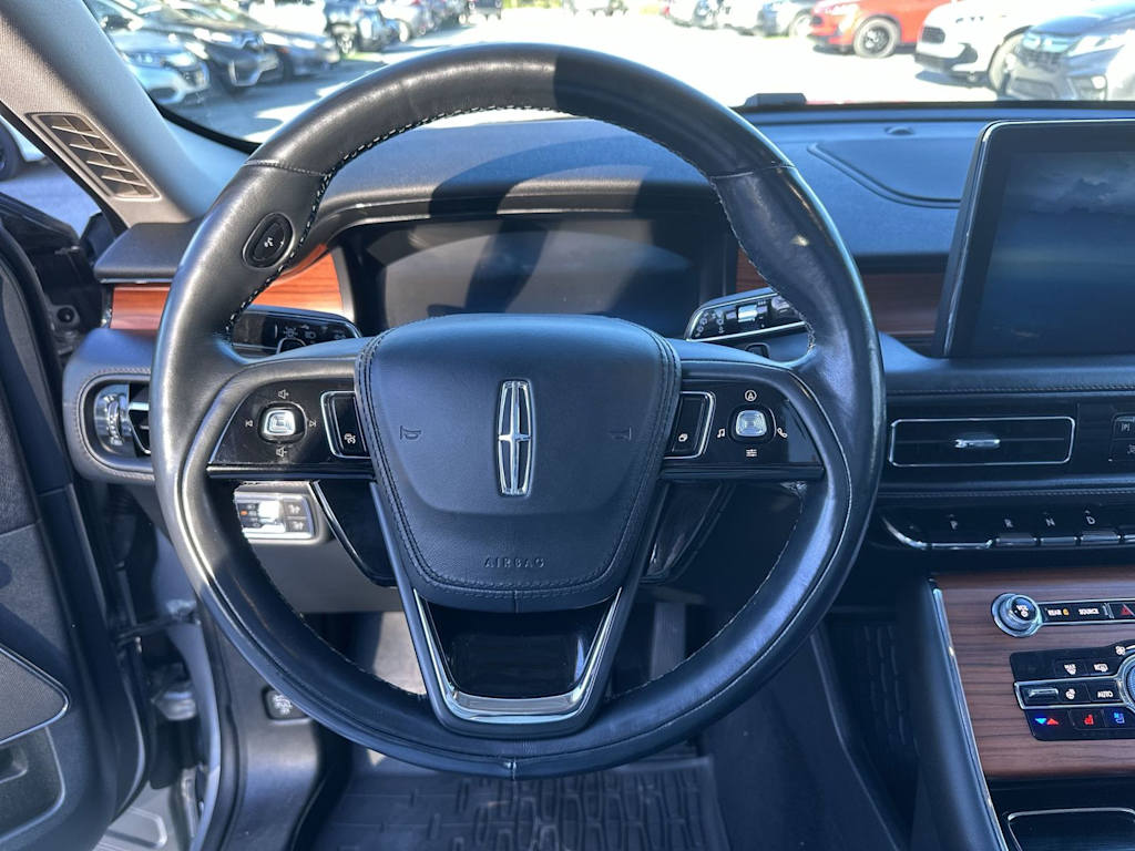 Thumbnail: 2020 Lincoln Aviator - 2