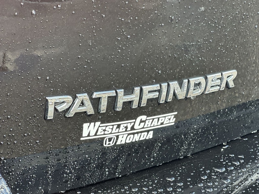 Thumbnail: 2018 Nissan Pathfinder - 18