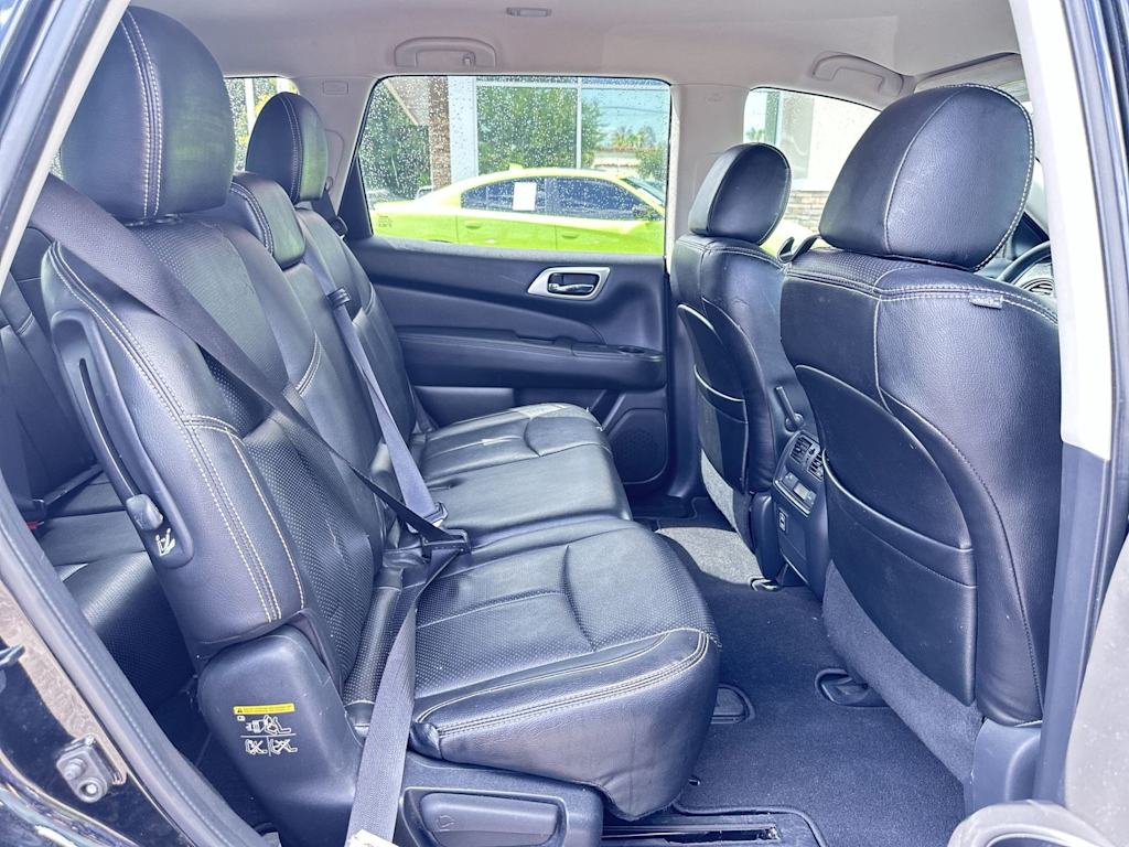 Thumbnail: 2018 Nissan Pathfinder - 21