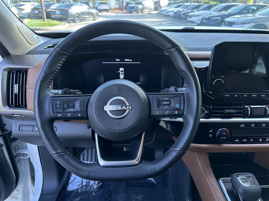 Thumbnail: 2024 Nissan Pathfinder - 2