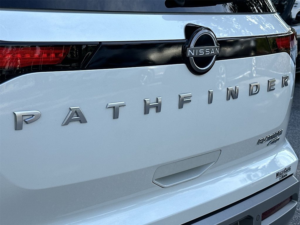 Thumbnail: 2024 Nissan Pathfinder - 19