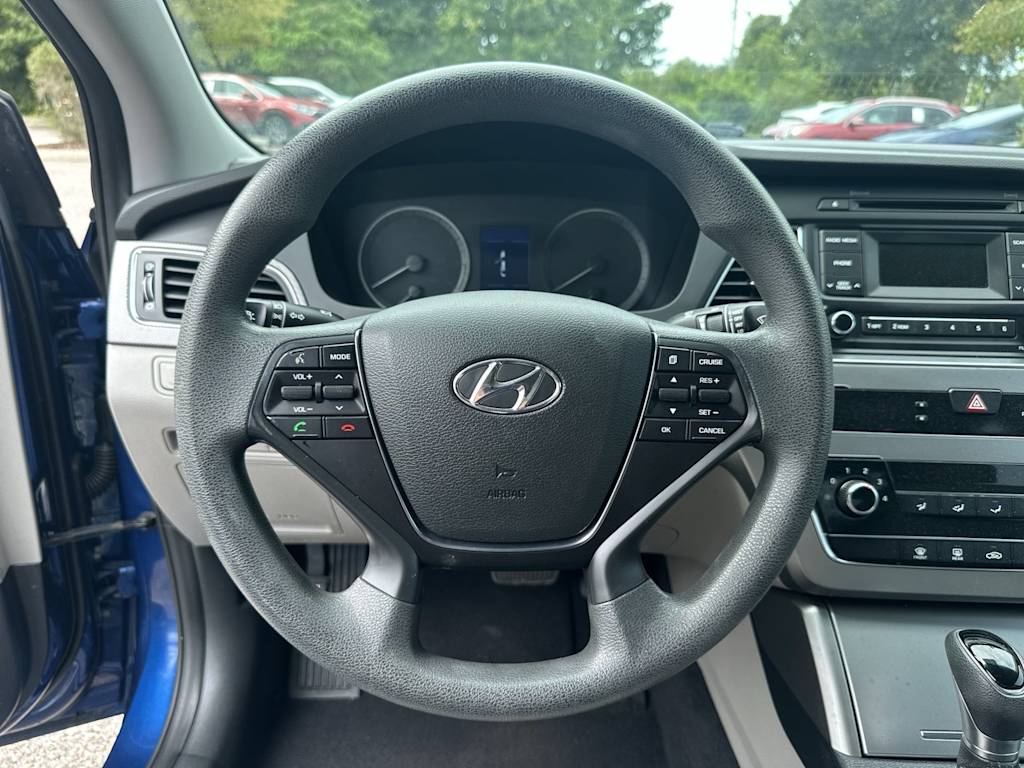 Thumbnail: 2017 Hyundai Sonata - 2