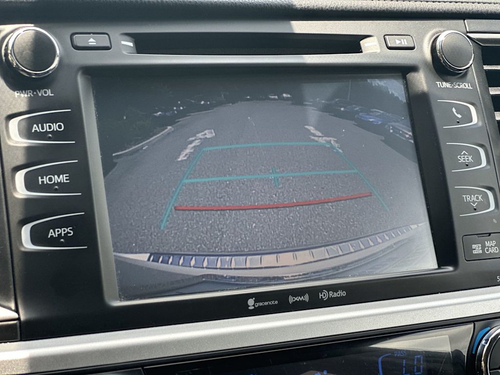 Thumbnail: 2019 Toyota Highlander - 11