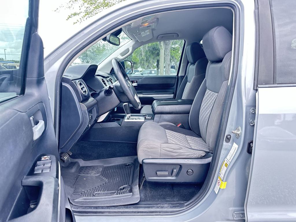 Thumbnail: 2019 Toyota Tundra - 8