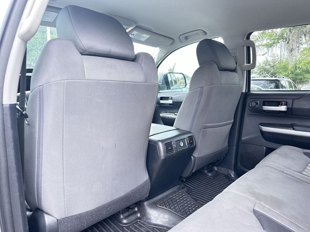 Thumbnail: 2019 Toyota Tundra - 10