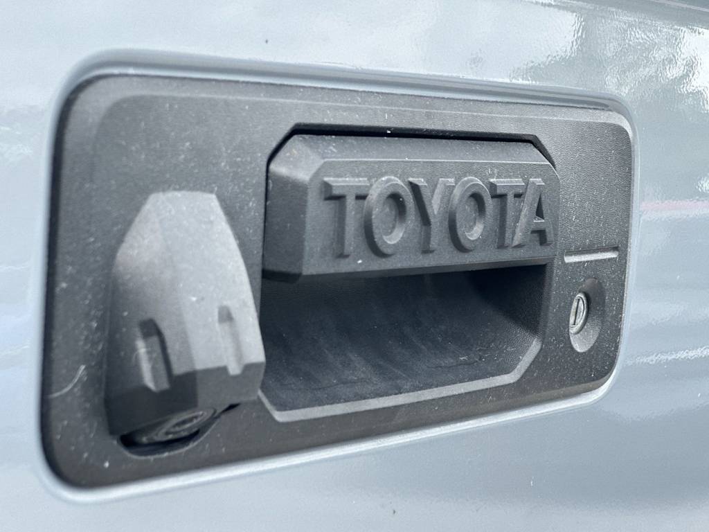 Thumbnail: 2019 Toyota Tundra - 14