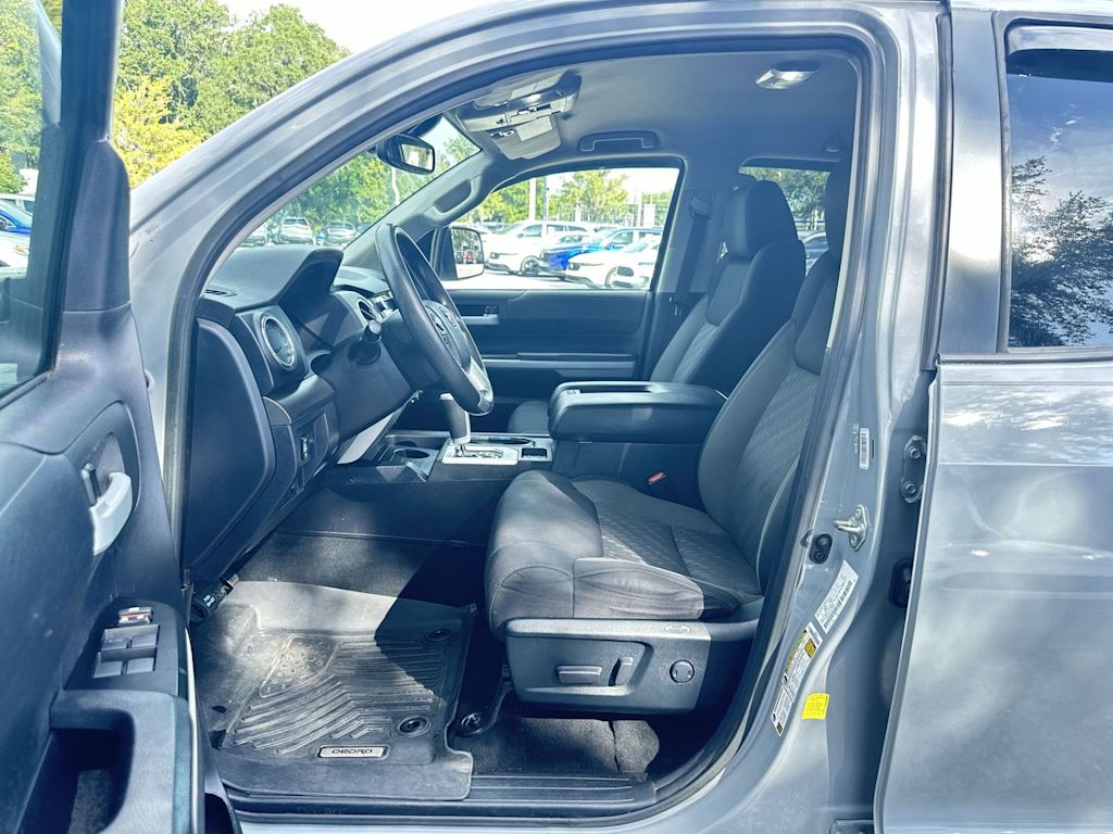 Thumbnail: 2021 Toyota Tundra - 9