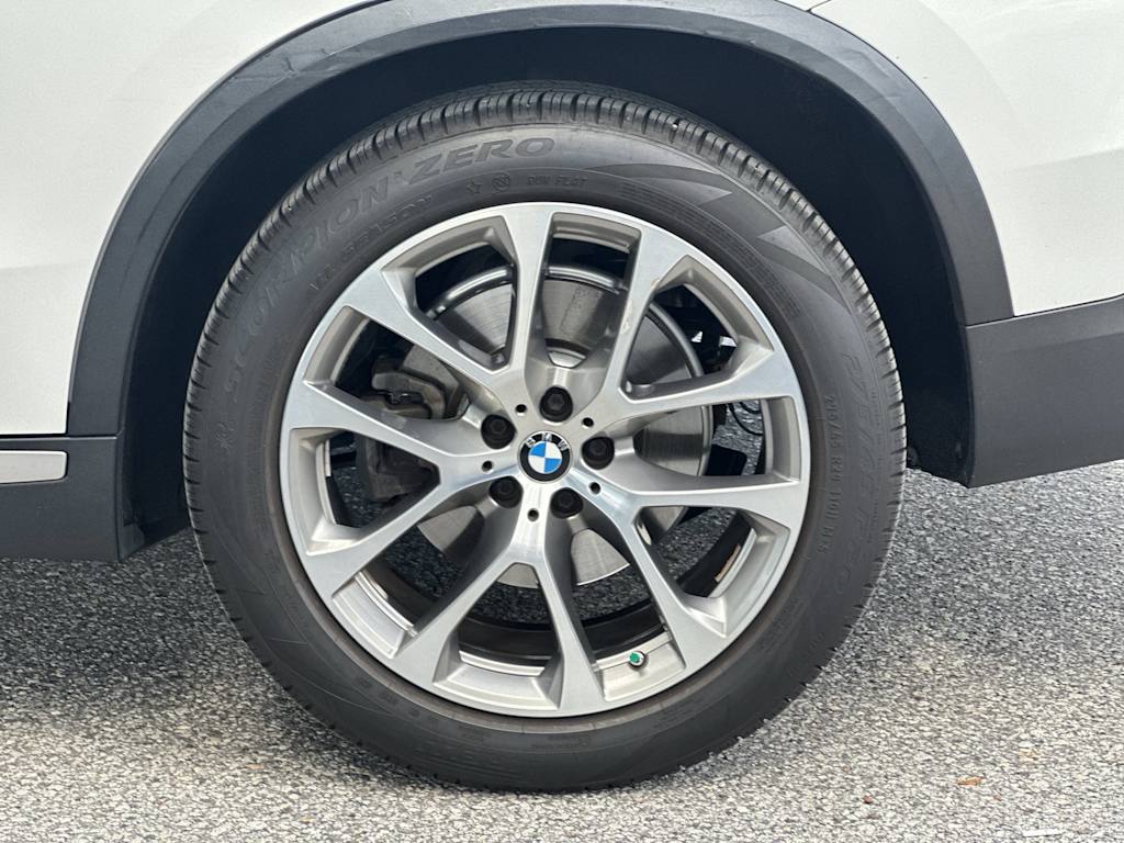Thumbnail: 2021 BMW X5 - 8