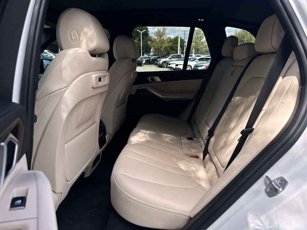 Thumbnail: 2021 BMW X5 - 20
