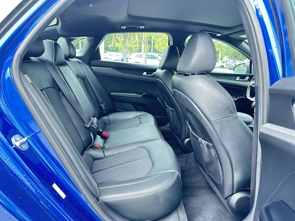 Thumbnail: 2022 Kia K5 - 22