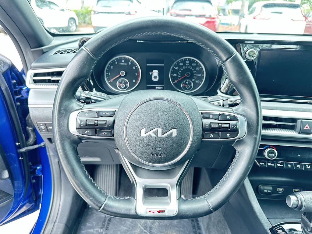 Thumbnail: 2022 Kia K5 - 2