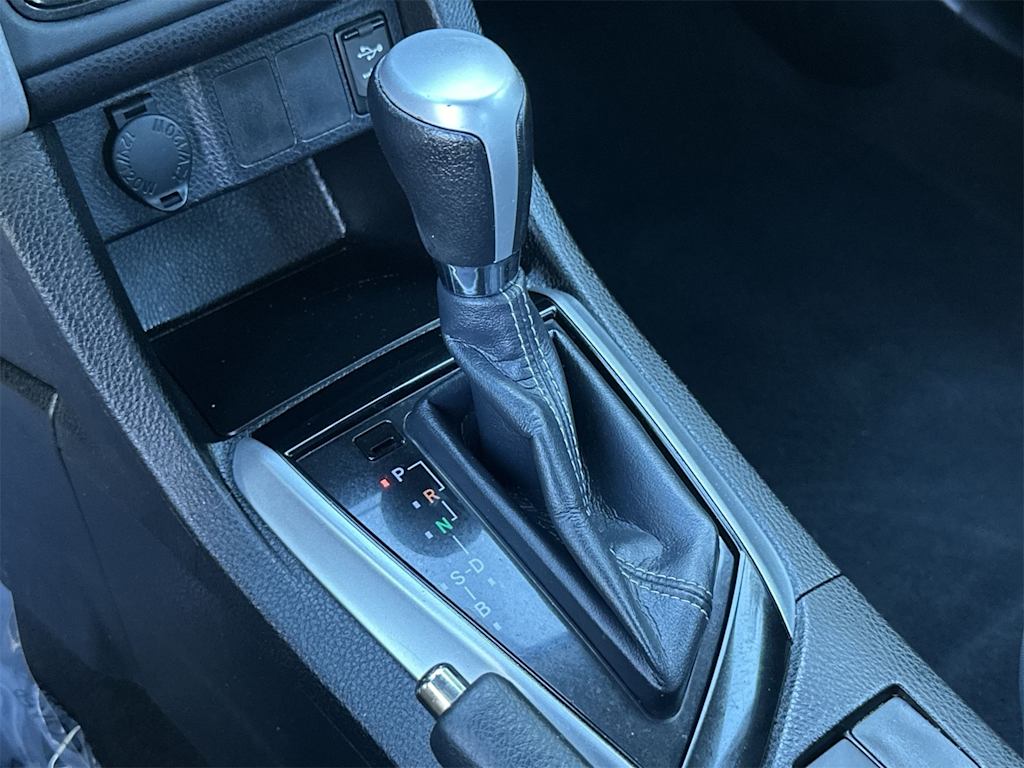 Thumbnail: 2018 Toyota Corolla - 21