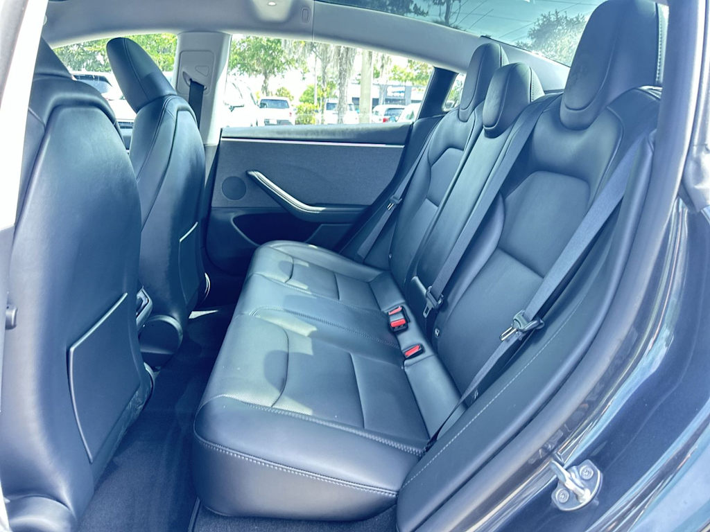 Thumbnail: 2025 Tesla Model 3 - 17