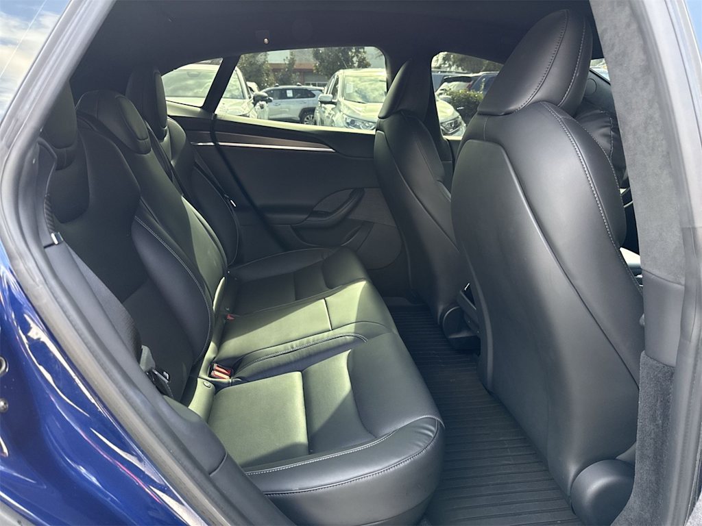 Thumbnail: 2022 Tesla Model S - 19