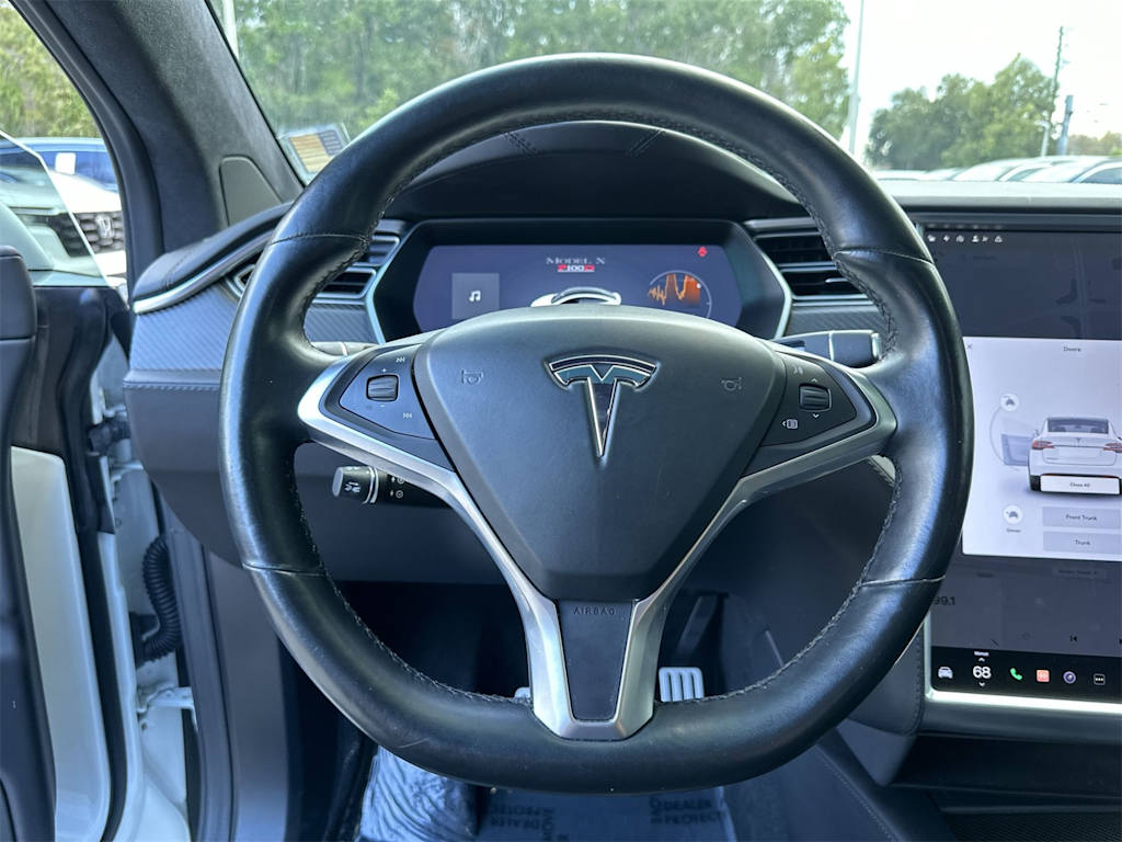 Thumbnail: 2018 Tesla Model X - 2