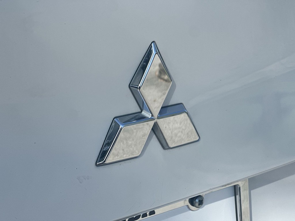 Thumbnail: 2024 Mitsubishi Outlander - 7