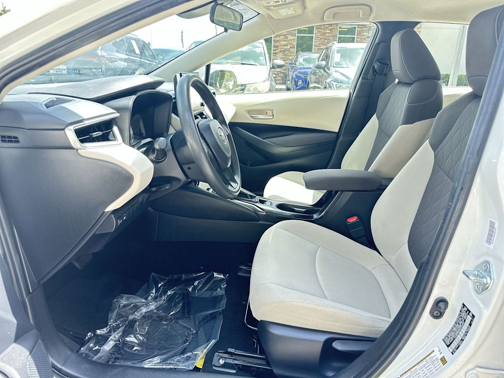 Thumbnail: 2021 Toyota Corolla - 10