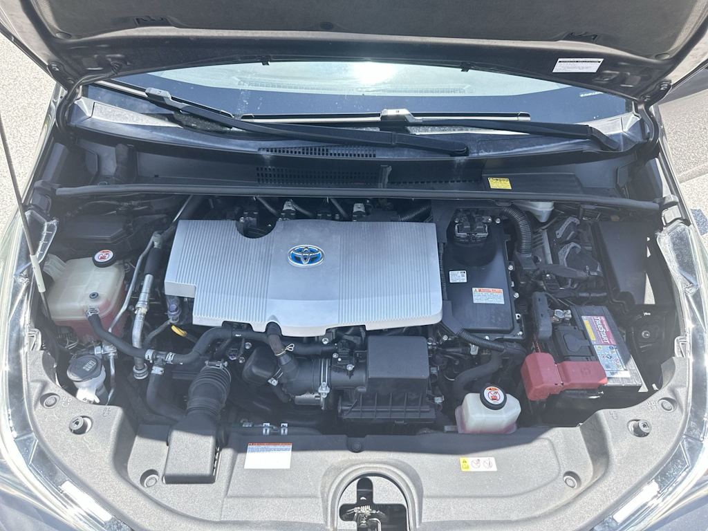 Thumbnail: 2018 Toyota Prius - 8