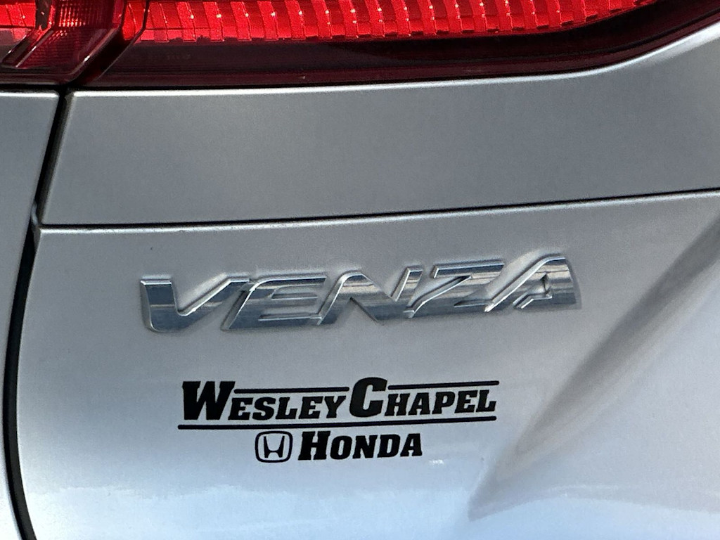Thumbnail: 2021 Toyota Venza - 22