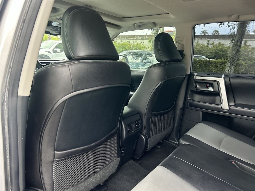 Thumbnail: 2018 Toyota 4Runner - 11