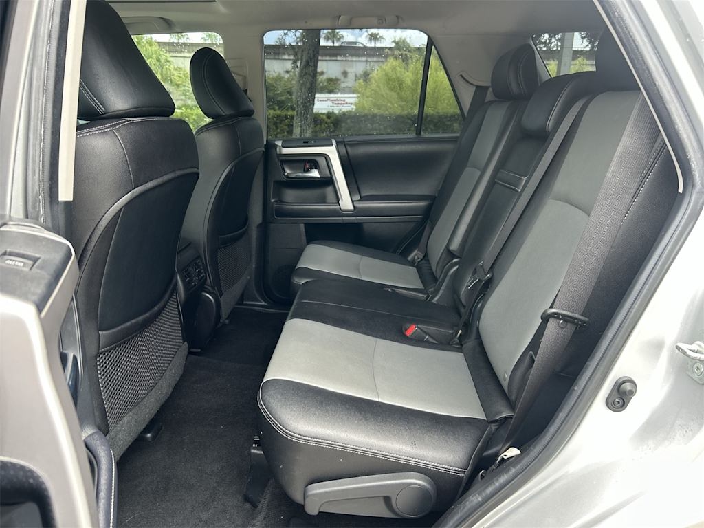 Thumbnail: 2018 Toyota 4Runner - 19