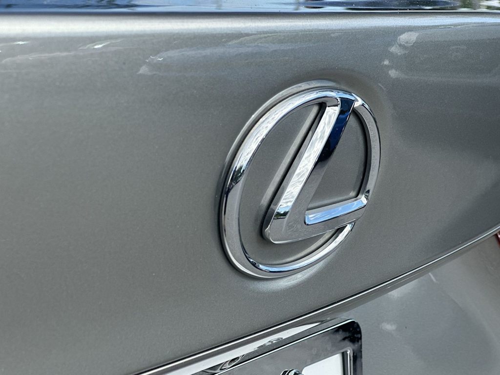 Thumbnail: 2017 Lexus IS - 7