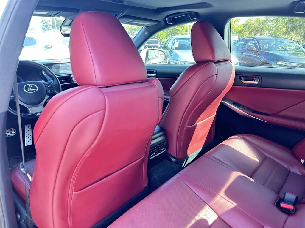 Thumbnail: 2018 Lexus IS - 19