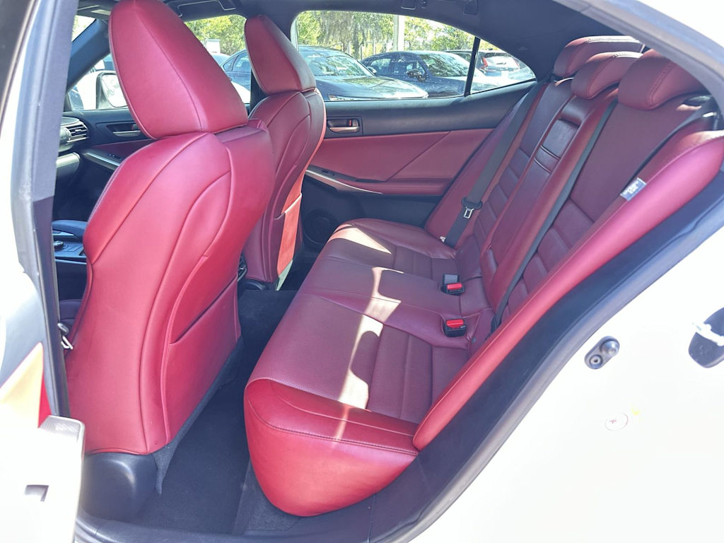 Thumbnail: 2018 Lexus IS - 20