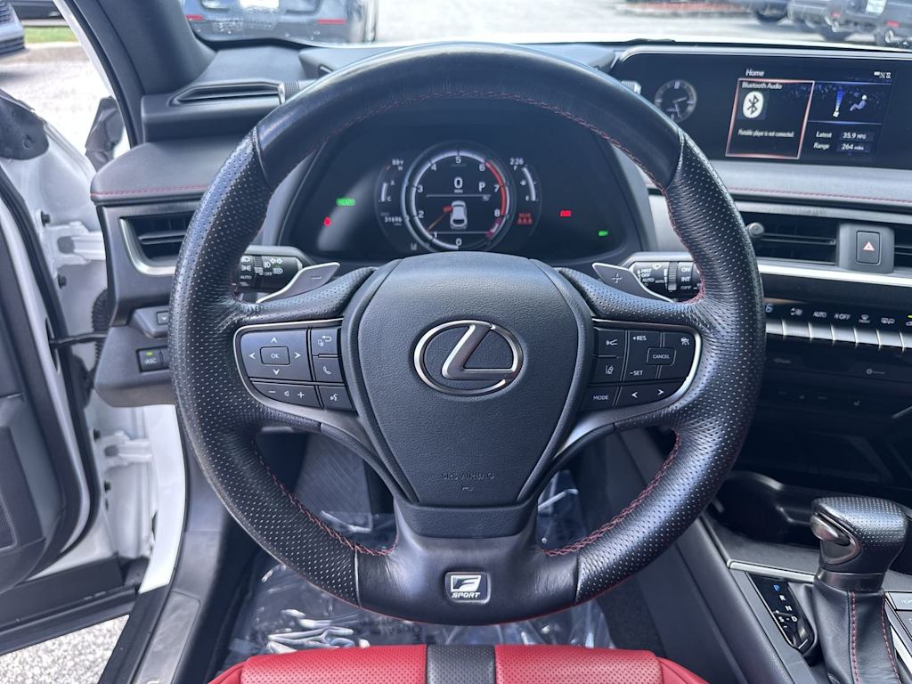 Thumbnail: 2019 Lexus UX - 2