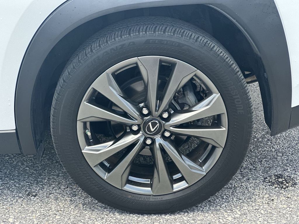 Thumbnail: 2019 Lexus UX - 8