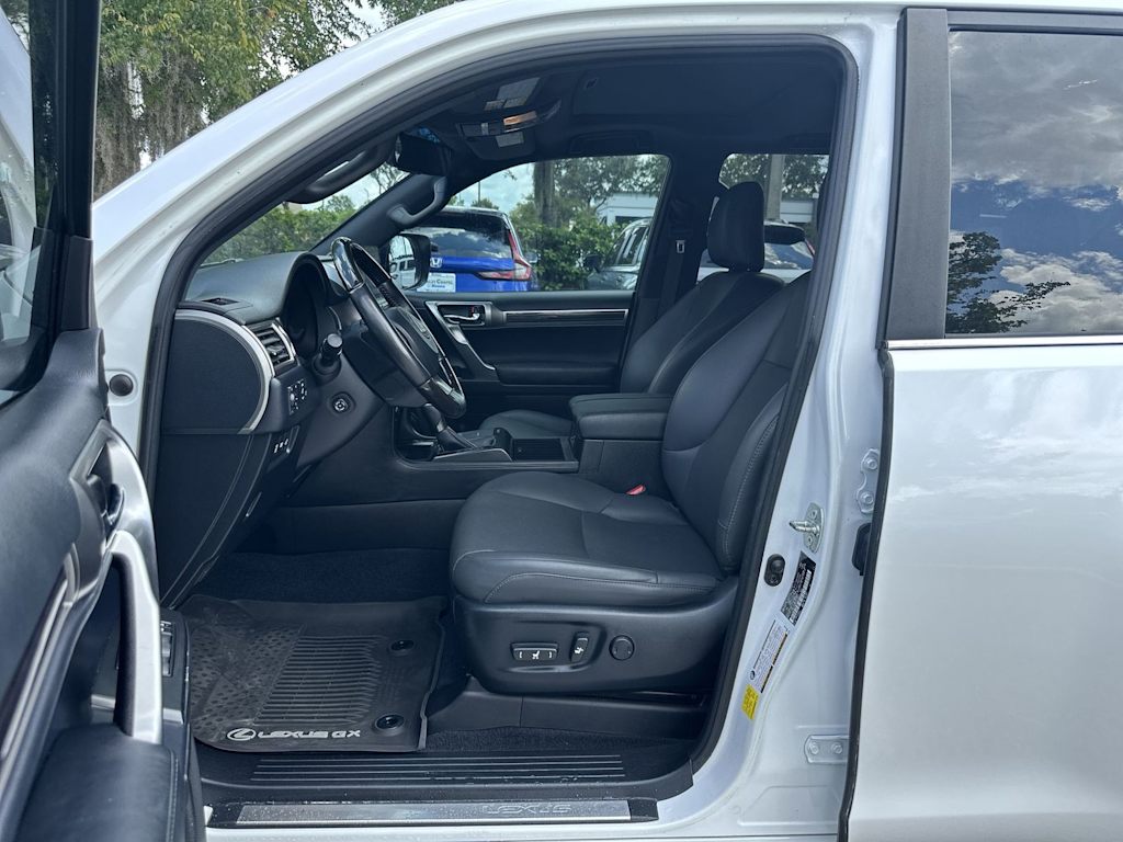 Thumbnail: 2023 Lexus GX - 16