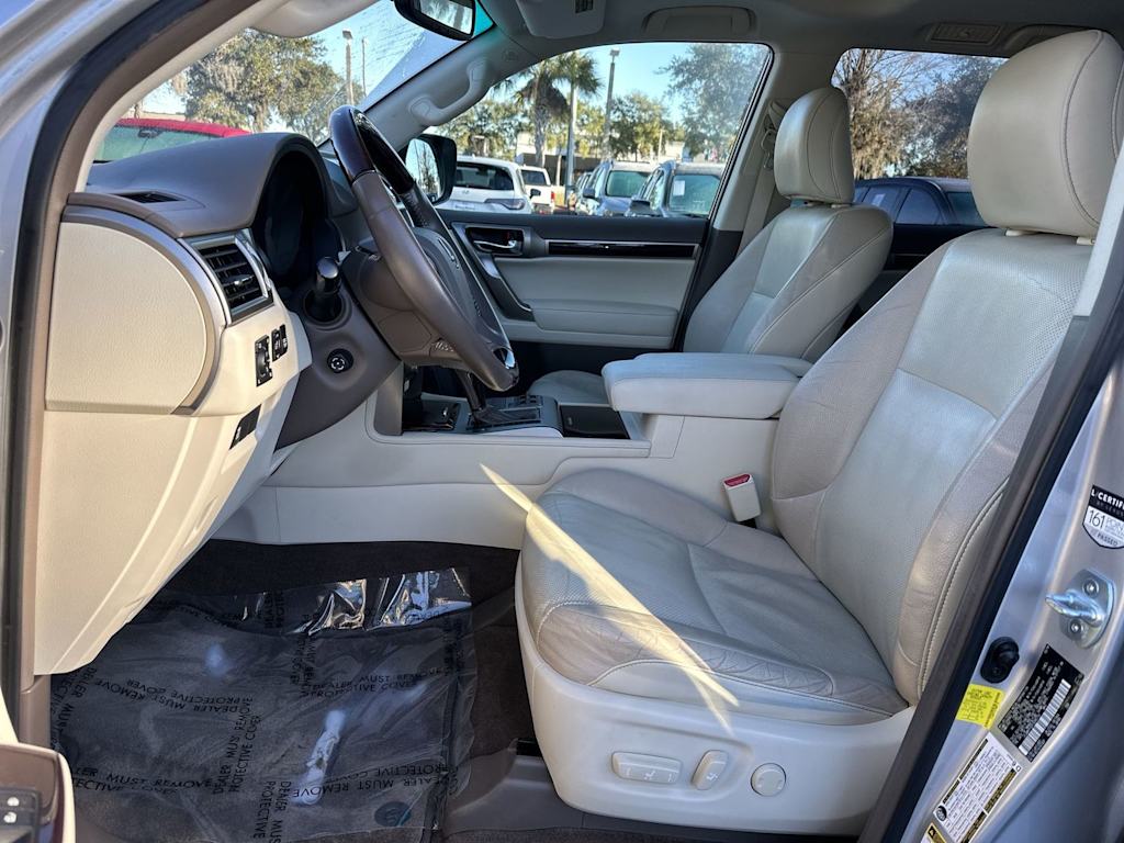 Thumbnail: 2015 Lexus GX - 7