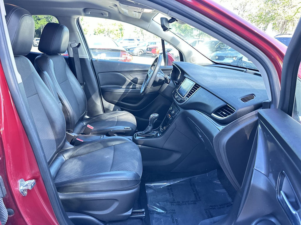 Thumbnail: 2019 Buick Encore - 21