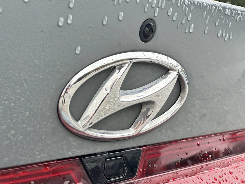 Thumbnail: 2023 Hyundai Elantra - 5