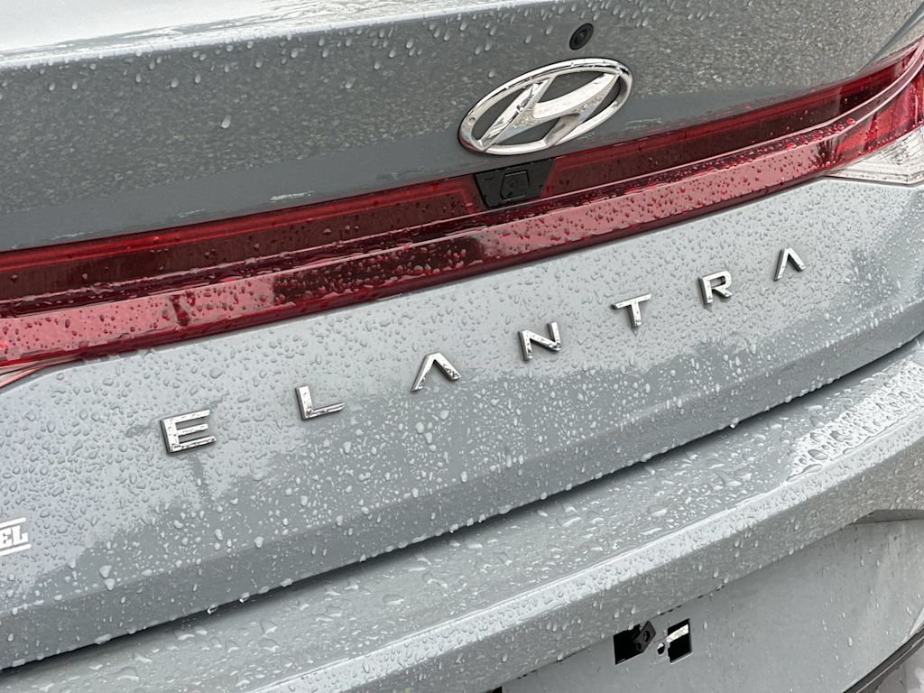 Thumbnail: 2023 Hyundai Elantra - 19