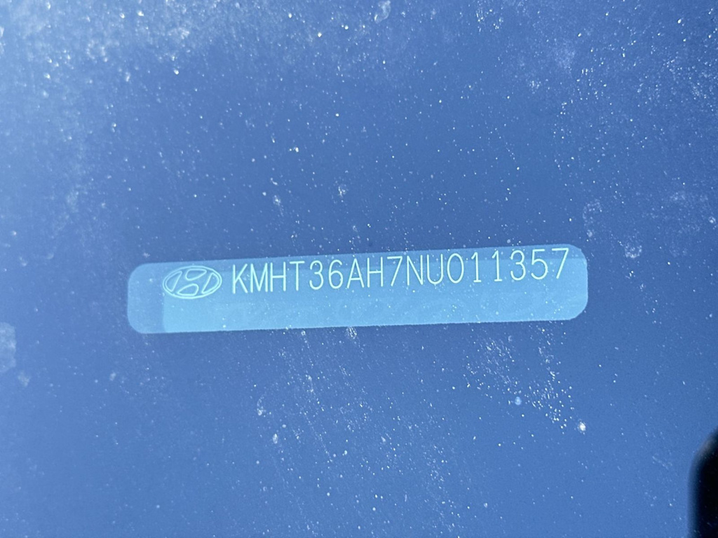 Thumbnail: 2022 Hyundai Veloster - 16