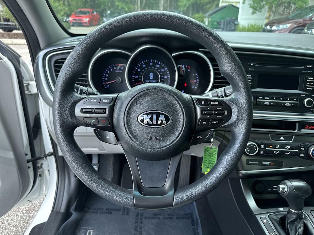 Thumbnail: 2015 Kia Optima - 2